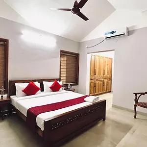 Homestay Waterfront By Palmyra, Kollam